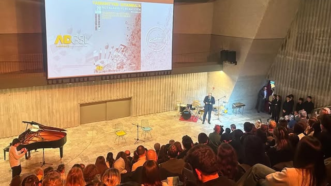 KARDEŞ OKULUMUZ ÖZBEKİSTAN TAŞKENT R.GLİER NOMİDAGİ RİMM MÜZİK OKULU İLE BİRLİKTE BAŞARILI BİR KONSER GERÇEKLEŞTİRDİK.