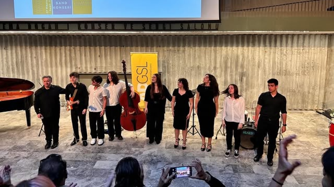 “JAZZ BAND” KONSERİMİZİ BAŞARIYLA GERÇEKLEŞTİRDİK.